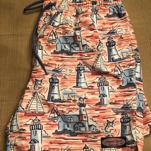 Vineyard Vines 7 inch swim trunks